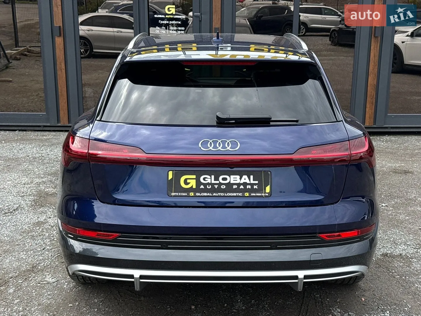 2020 Audi e-tron - мініатюра 36