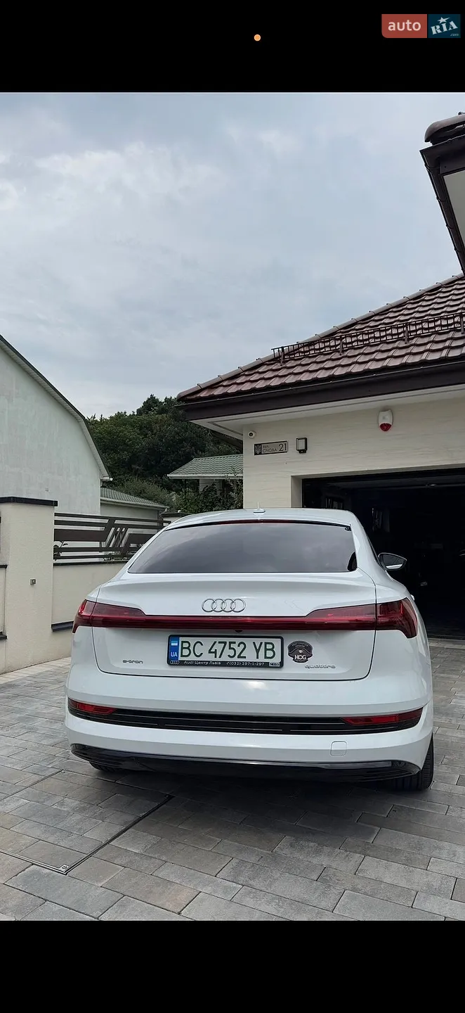 2020 Audi e-tron - мініатюра 3