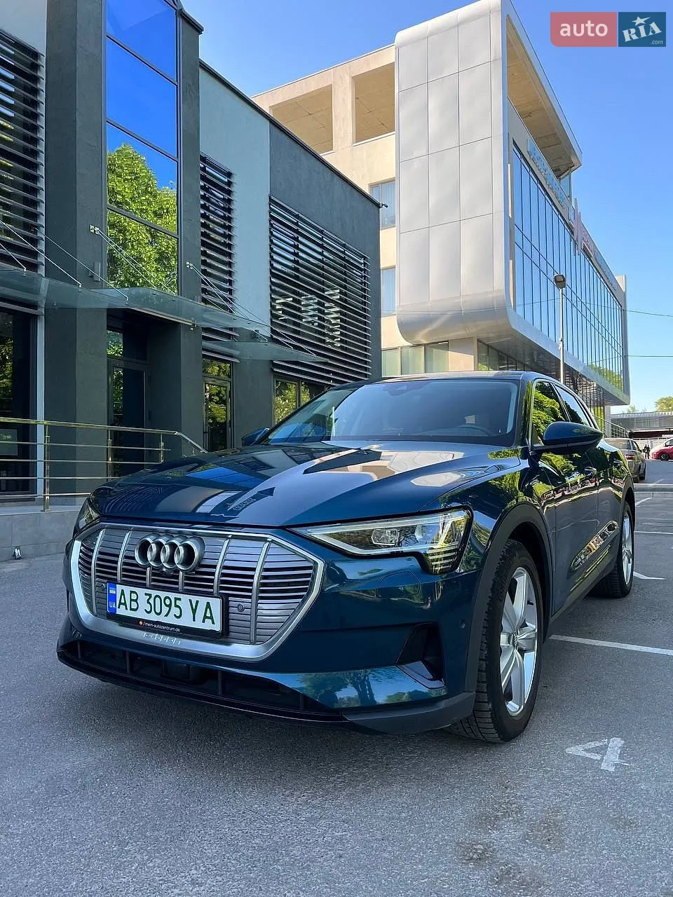 2019 Audi e-tron - фото 1