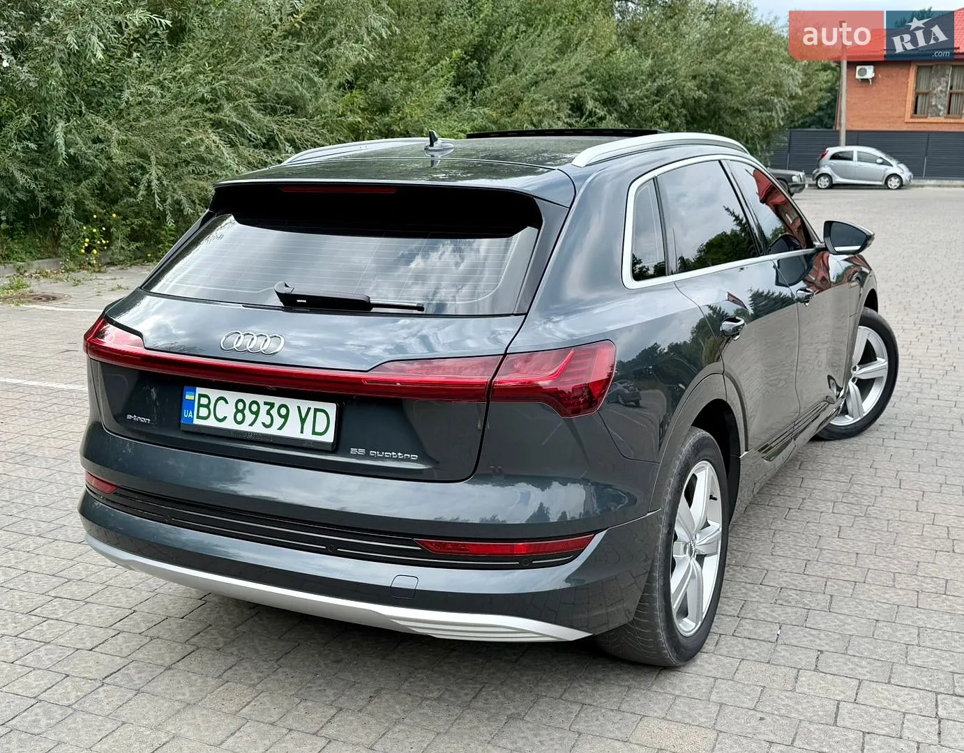 2020 Audi e-tron - мініатюра 23