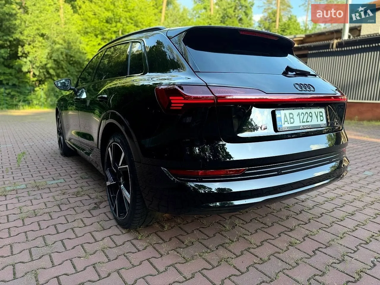 2018 Audi e-tron - мініатюра 14