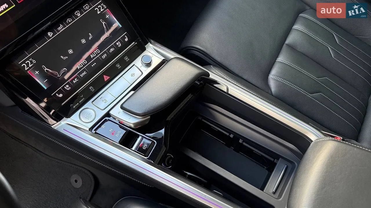 2019 Audi e-tron - мініатюра 31