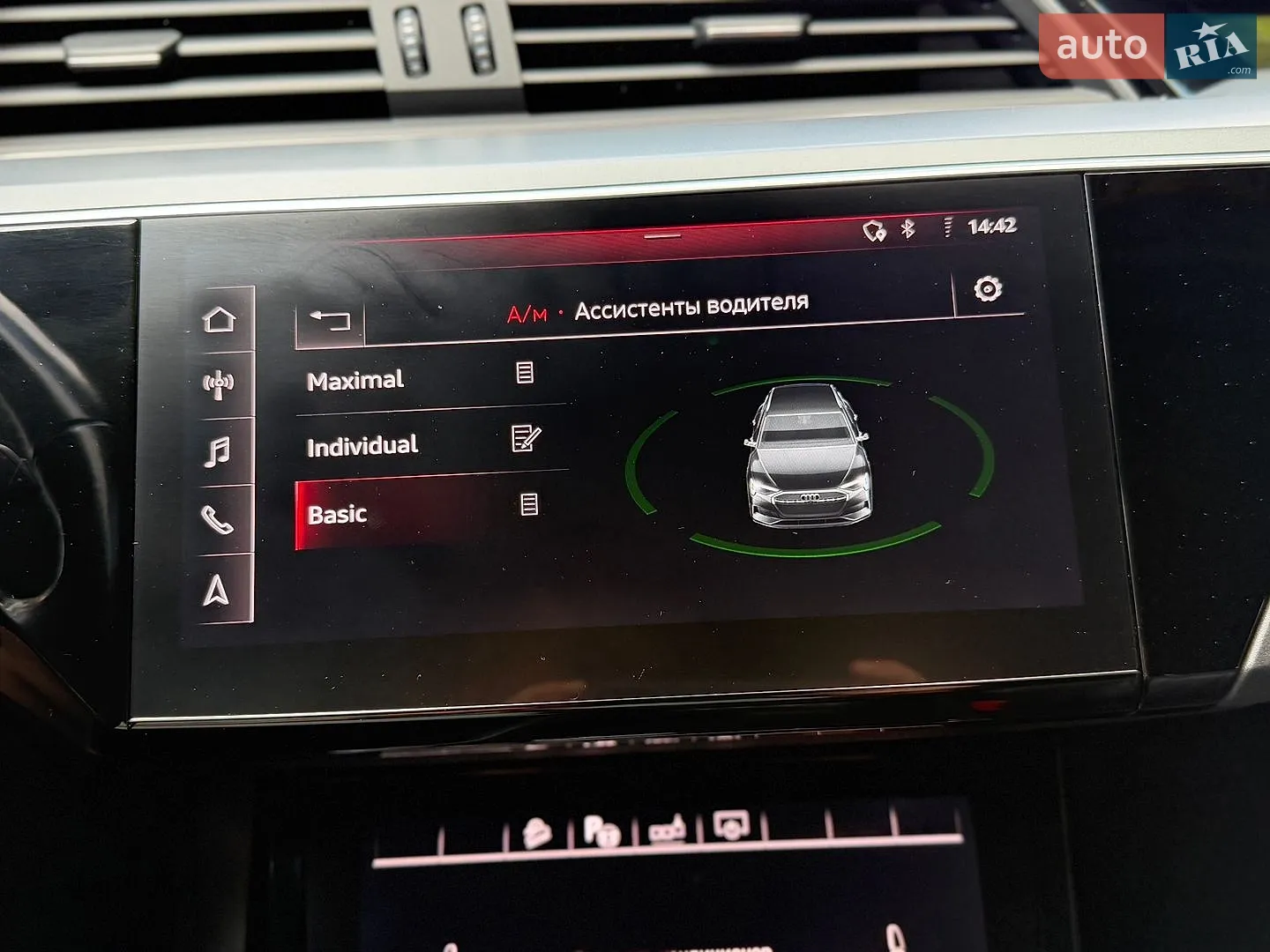 2019 Audi e-tron - мініатюра 33
