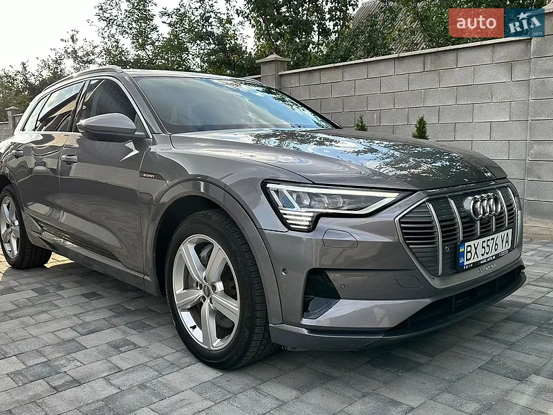 Audi e-tron 2019