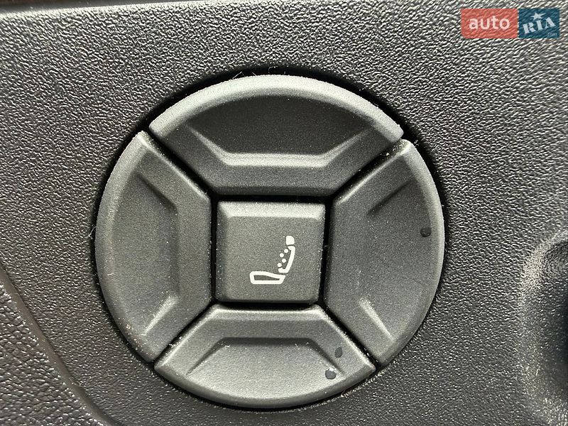 Внедорожник / Кроссовер Audi e-tron 2019 в Львове