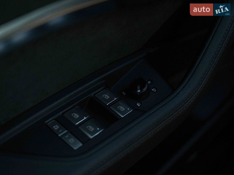 Позашляховик / Кросовер Audi e-tron 2020 в Чернівцях