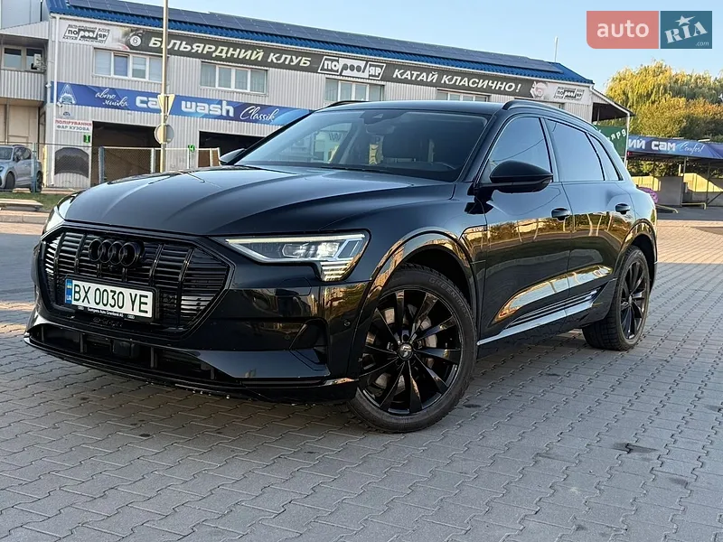 Audi e-tron 2019