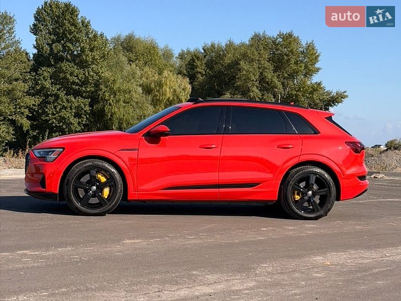 Внедорожник / Кроссовер Audi e-tron 2019 в Черкассах