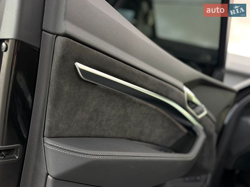 Внедорожник / Кроссовер Audi e-tron 2021 в Дубно