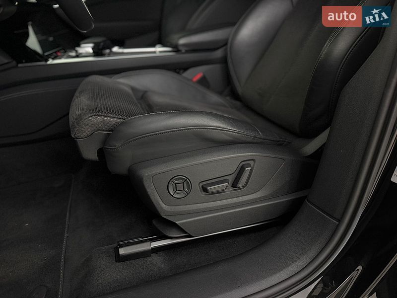 Внедорожник / Кроссовер Audi e-tron 2021 в Дубно