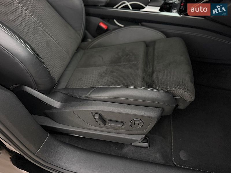 Внедорожник / Кроссовер Audi e-tron 2021 в Дубно