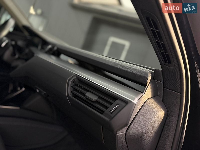 Внедорожник / Кроссовер Audi e-tron 2021 в Дубно