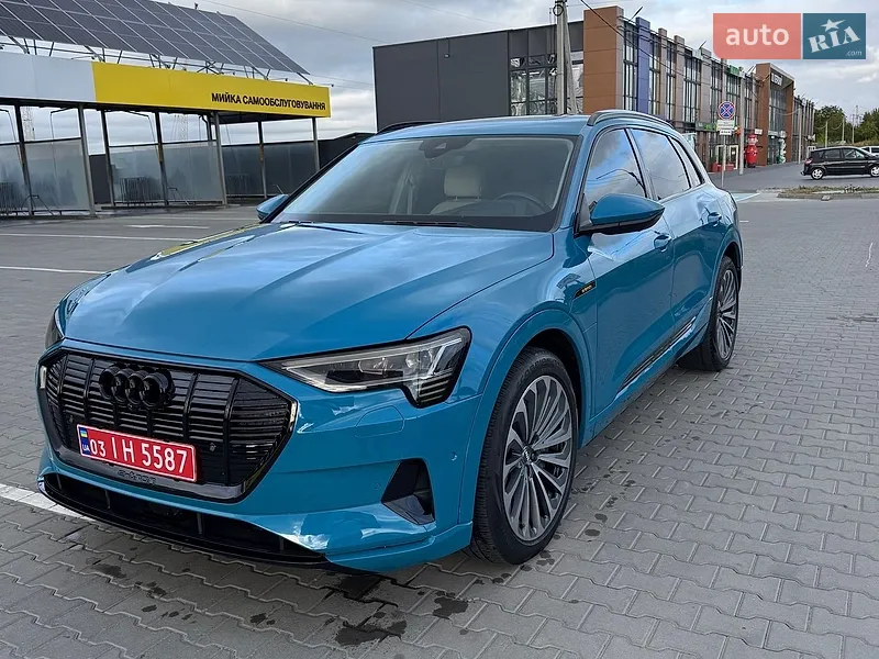 Audi e-tron