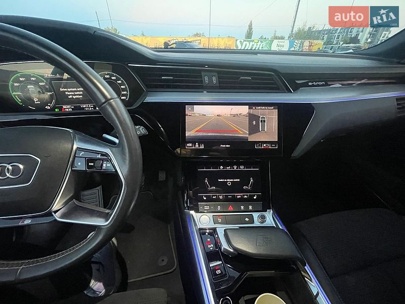 Внедорожник / Кроссовер Audi e-tron 2019 в Одессе
