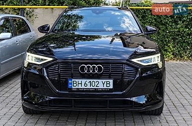 Позашляховик / Кросовер Audi e-tron 2021 в Одесі
