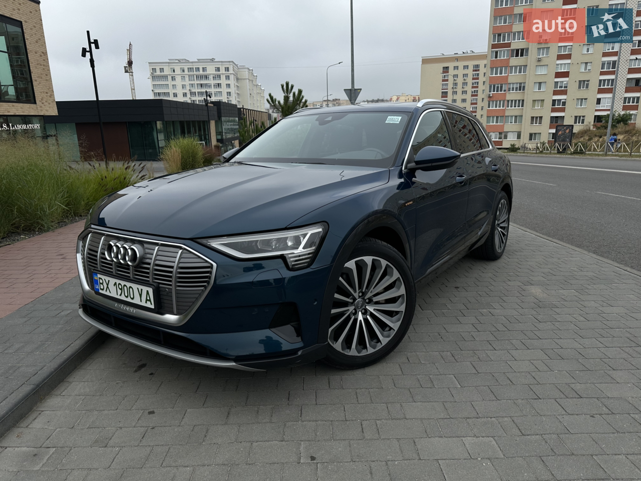 2020 Audi e-tron - мініатюра 30