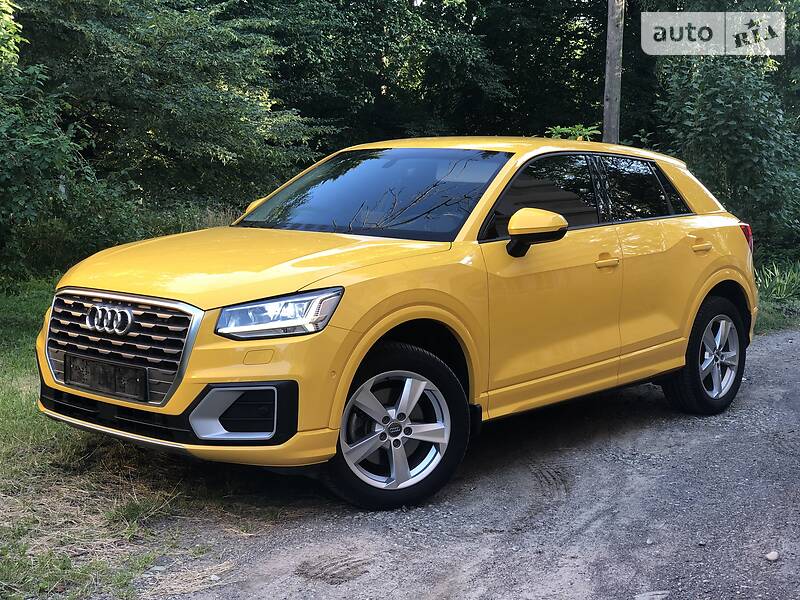 Позашляховик / Кросовер Audi Q2 2017 в 