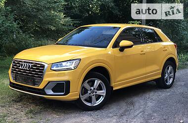 Позашляховик / Кросовер Audi Q2 2017 в 