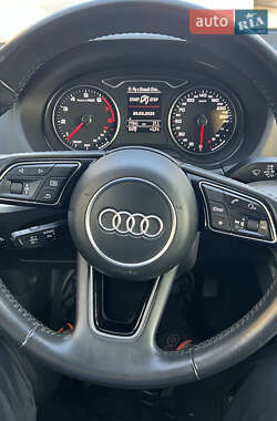 Внедорожник / Кроссовер Audi Q2 2017 в 