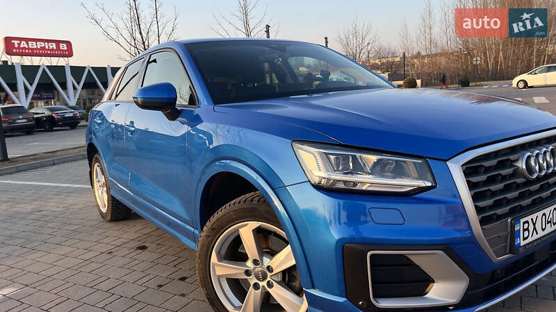 Внедорожник / Кроссовер Audi Q2 2017 в Хмельницком