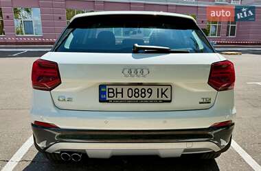 Внедорожник / Кроссовер Audi Q2 2017 в 