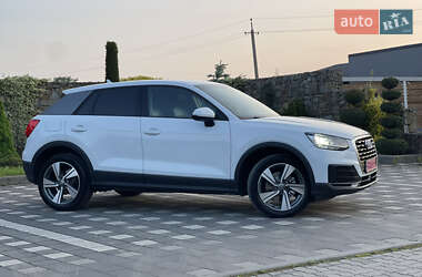 Внедорожник / Кроссовер Audi Q2 2017 в 