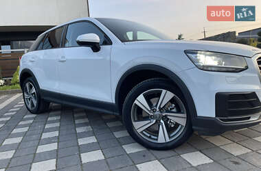 Внедорожник / Кроссовер Audi Q2 2017 в 