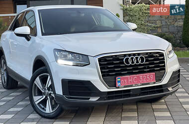Внедорожник / Кроссовер Audi Q2 2017 в 