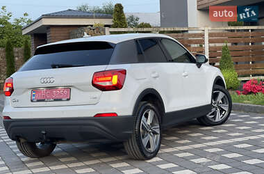 Внедорожник / Кроссовер Audi Q2 2017 в 
