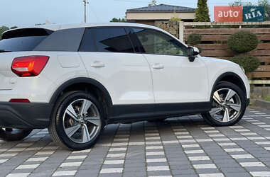 Внедорожник / Кроссовер Audi Q2 2017 в 