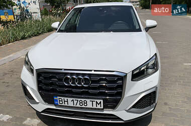 Внедорожник / Кроссовер Audi Q2 2023 в 