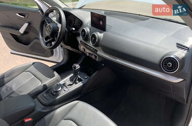 Внедорожник / Кроссовер Audi Q2 2023 в 