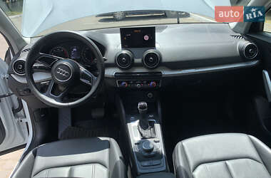 Внедорожник / Кроссовер Audi Q2 2023 в 