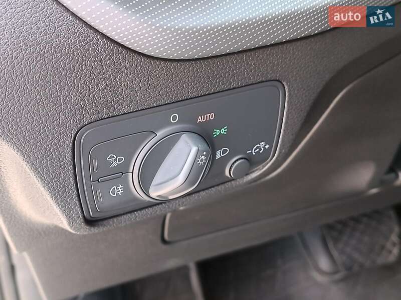 Внедорожник / Кроссовер Audi Q2 2018 в Харькове