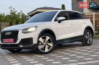 Внедорожник / Кроссовер Audi Q2 2017 в 