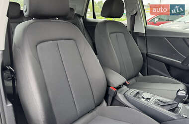 Внедорожник / Кроссовер Audi Q2 2020 в 
