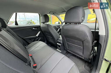 Внедорожник / Кроссовер Audi Q2 2020 в 