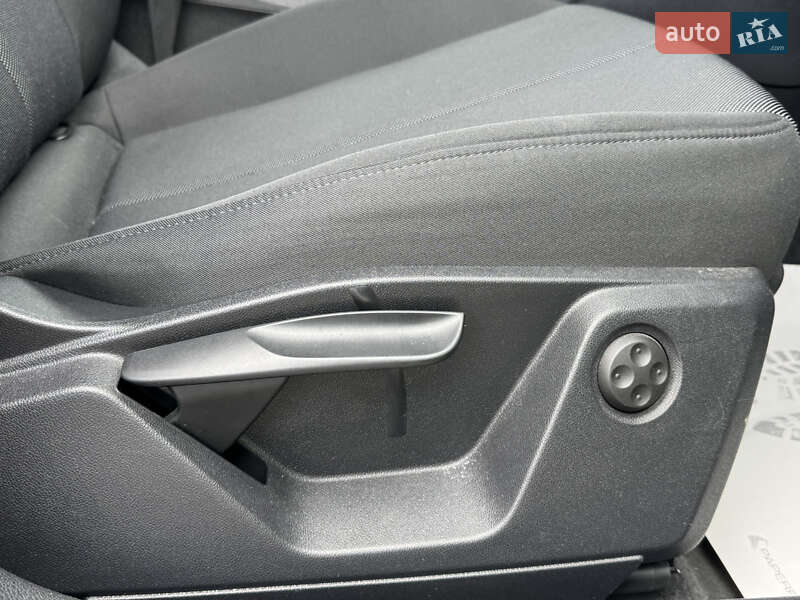 Внедорожник / Кроссовер Audi Q2 2020 в Стрые