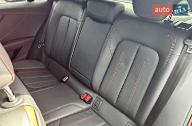 Внедорожник / Кроссовер Audi Q2 2021 в 