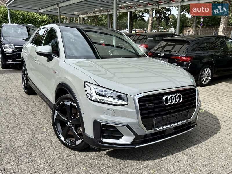 Внедорожник / Кроссовер Audi Q2 2020 в 