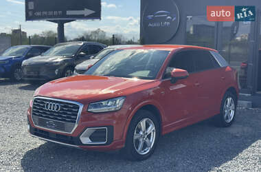 Внедорожник / Кроссовер Audi Q2 2016 в 