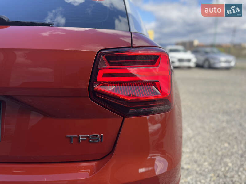 Позашляховик / Кросовер Audi Q2 2016 в Мукачевому