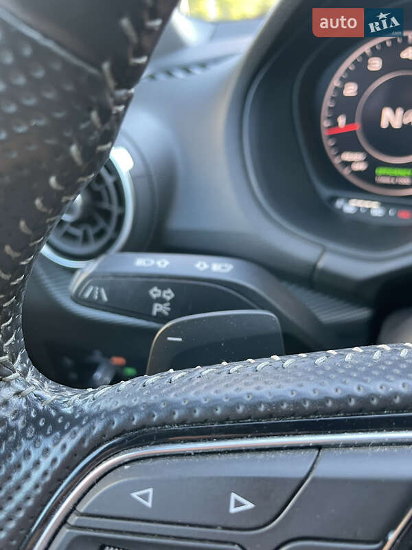 Позашляховик / Кросовер Audi Q2 2016 в Києві фото 27 Позашляховик / Кросовер Audi Q2 2016 в Києві