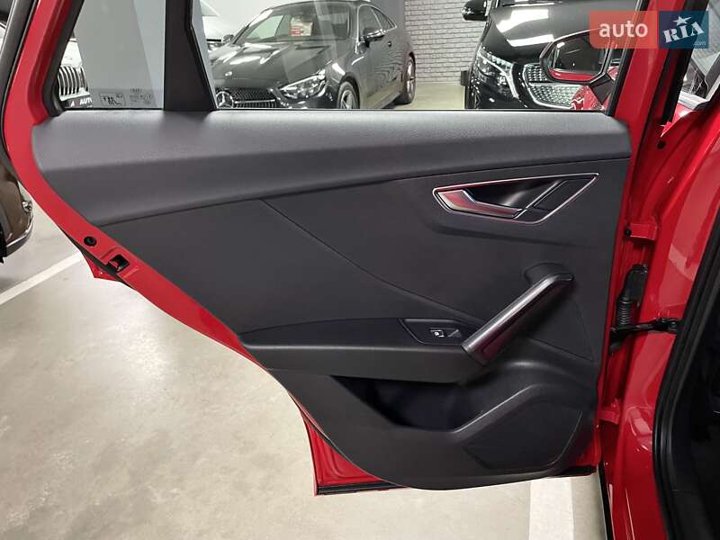 Позашляховик / Кросовер Audi Q2 2018 в Львові