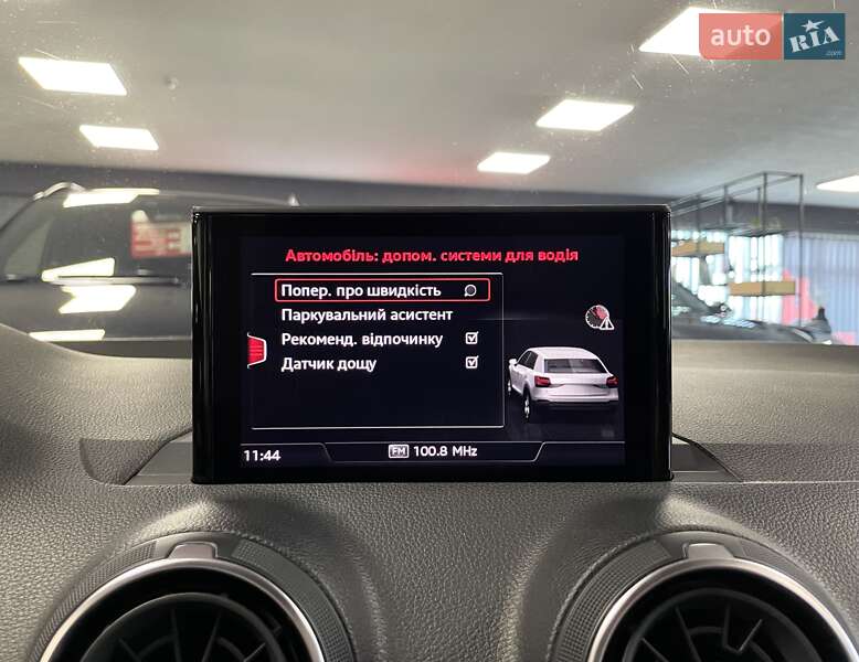 Позашляховик / Кросовер Audi Q2 2018 в Львові