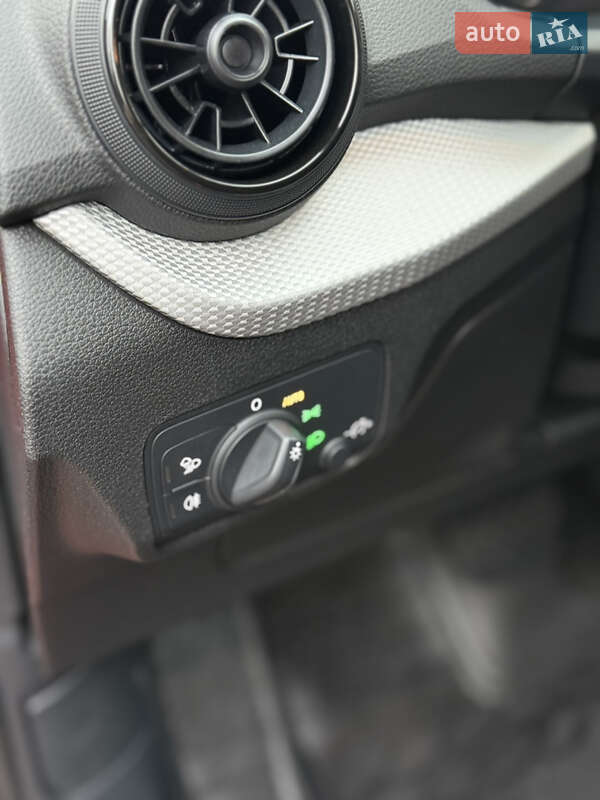 Внедорожник / Кроссовер Audi Q2 2017 в Киеве фото 12 Внедорожник / Кроссовер Audi Q2 2017 в Киеве
