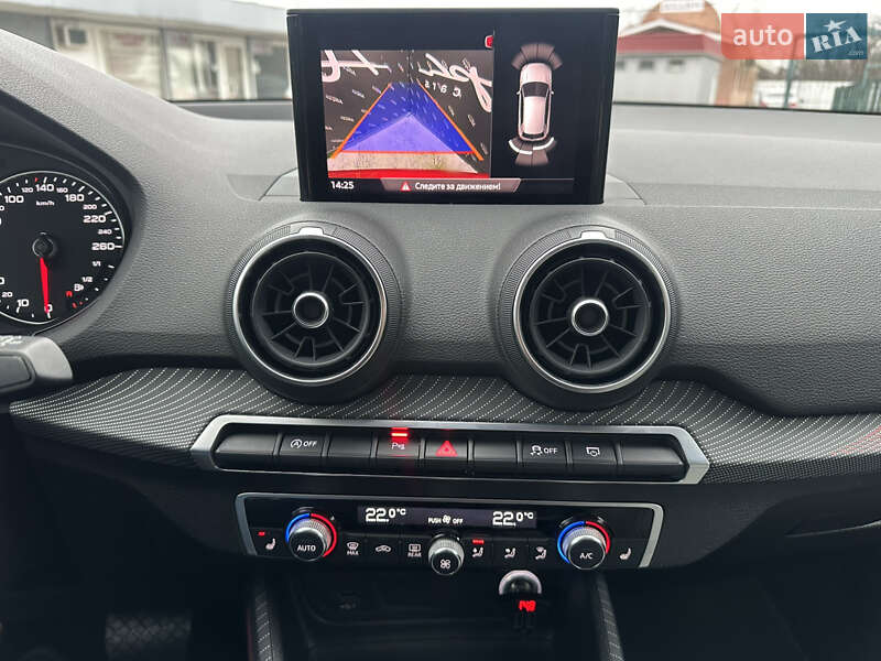 Внедорожник / Кроссовер Audi Q2 2017 в Киеве