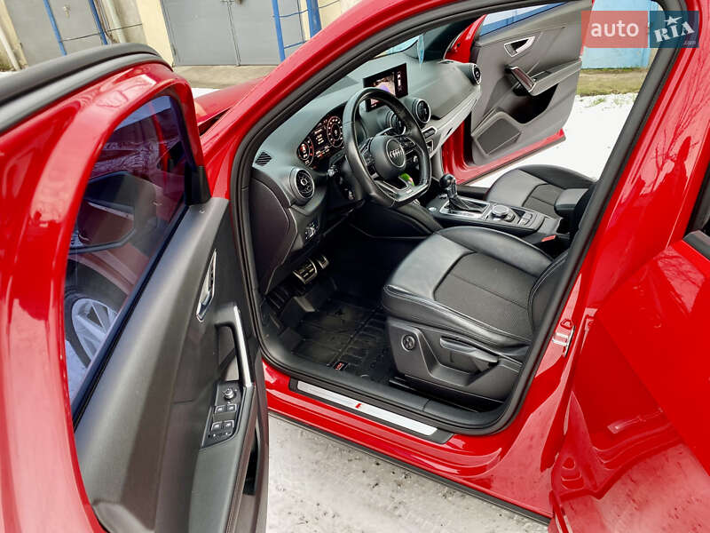 Внедорожник / Кроссовер Audi Q2 2016 в Одессе