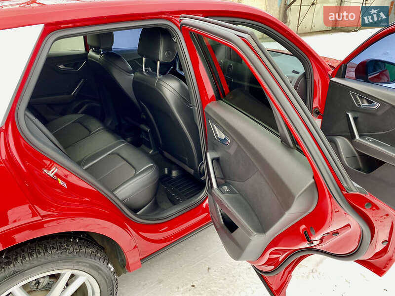 Внедорожник / Кроссовер Audi Q2 2016 в Одессе