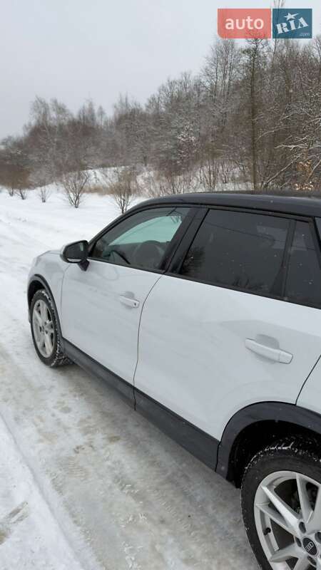 Позашляховик / Кросовер Audi Q2 2021 в Львові